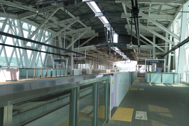 新大村駅ホーム