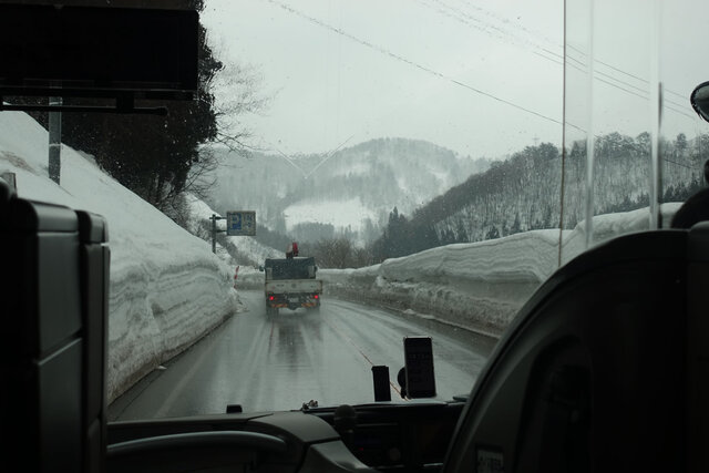 ほとんど雪の壁