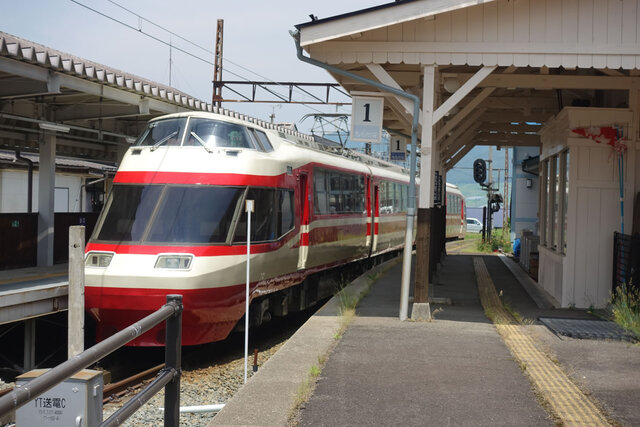 1000系