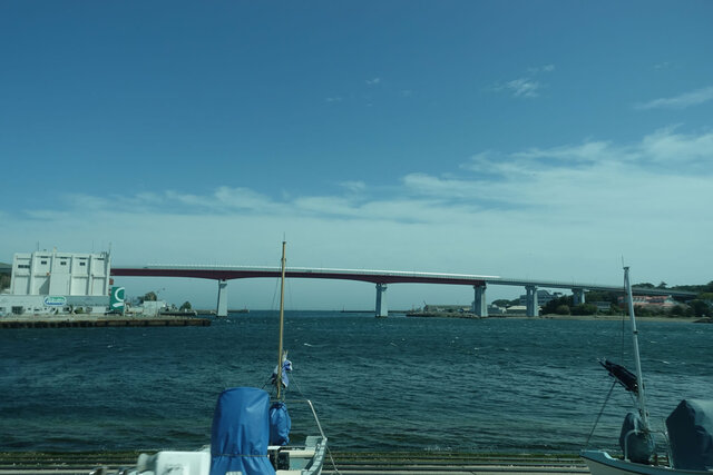 うらりから見る城ヶ島大橋