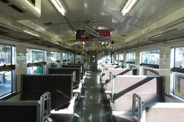 車内