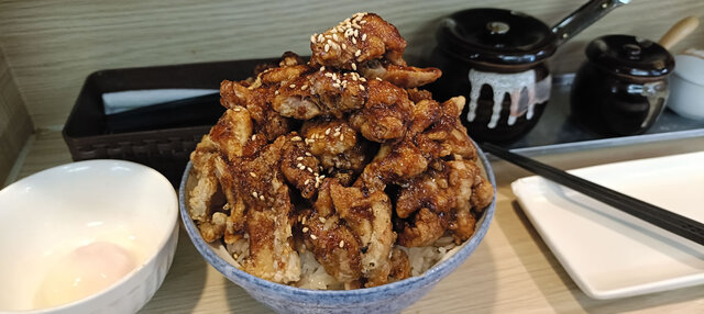 メガ鶏丼