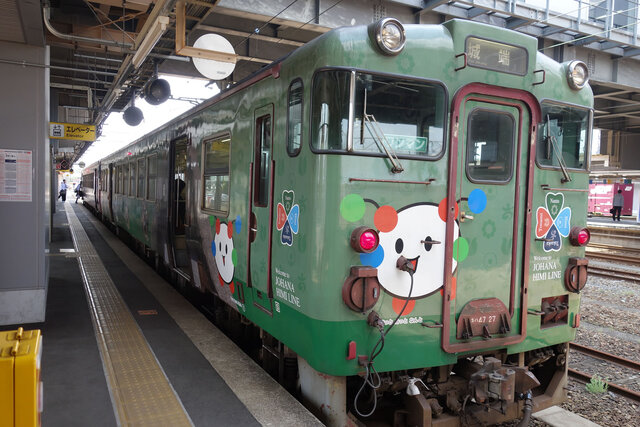 城端線でみかけた南砺市をイメージしたラッピング