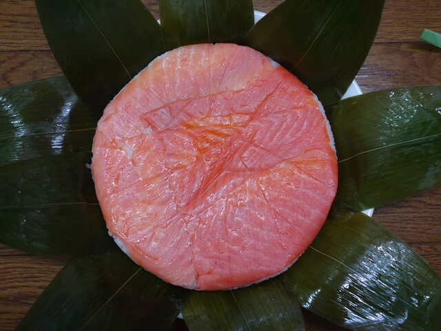 川上のますのすし