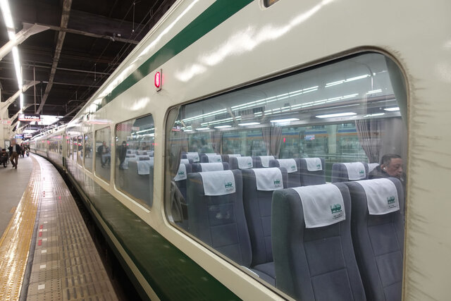 グリーンの10000系