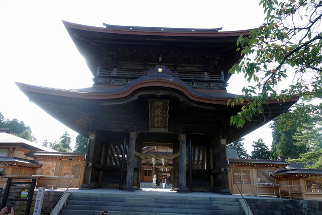 阿蘇神社の楼門
