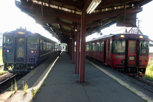 かわせみ やませみと九州横断特急