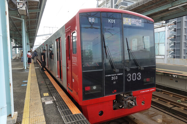 福岡空港行き快速