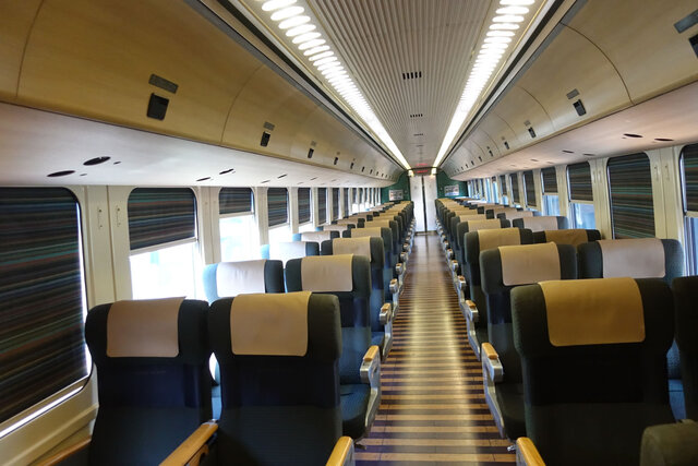 4号車以外の内装